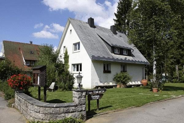 Gaestehaus Wald Und See Titisee-Neustadt Bagian luar foto