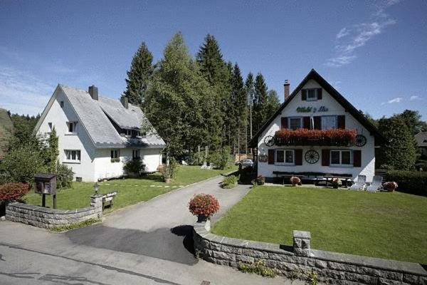 Gaestehaus Wald Und See Titisee-Neustadt Bagian luar foto