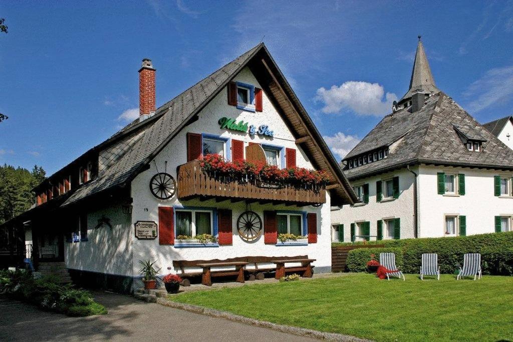 Gaestehaus Wald Und See Titisee-Neustadt Bagian luar foto